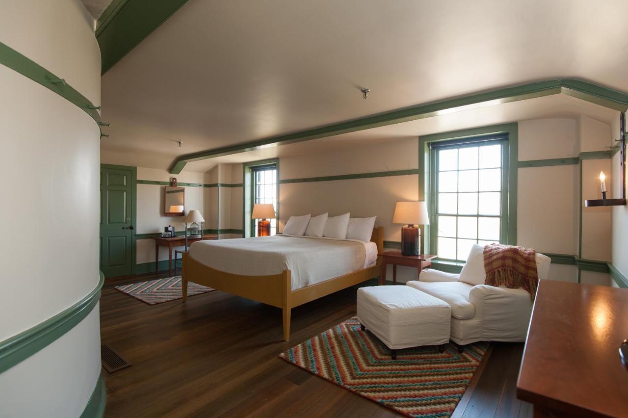 Shaker Village Of Pleasant Hill 3* Harrodsburg