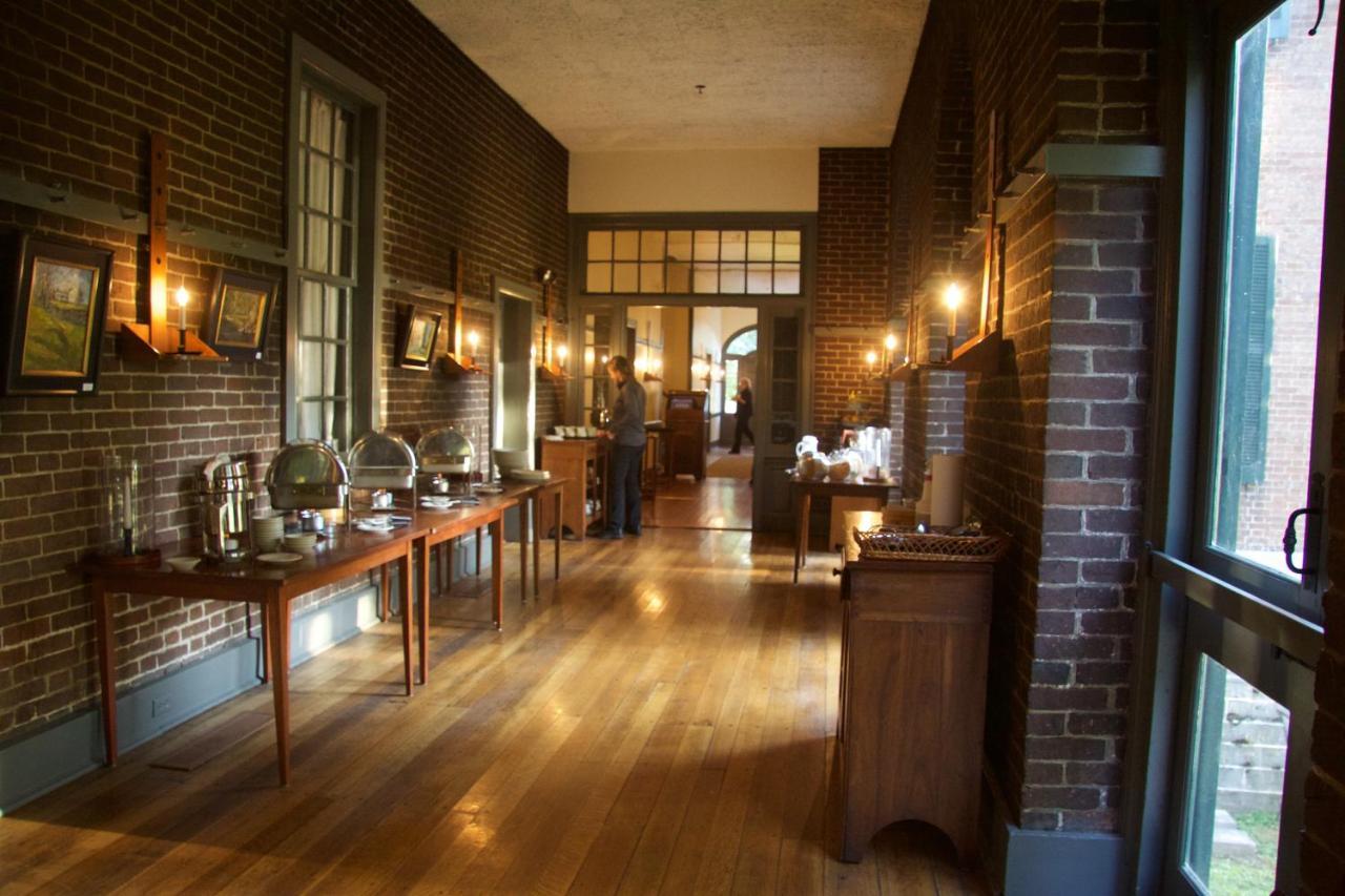 Shaker Village Of Pleasant Hill