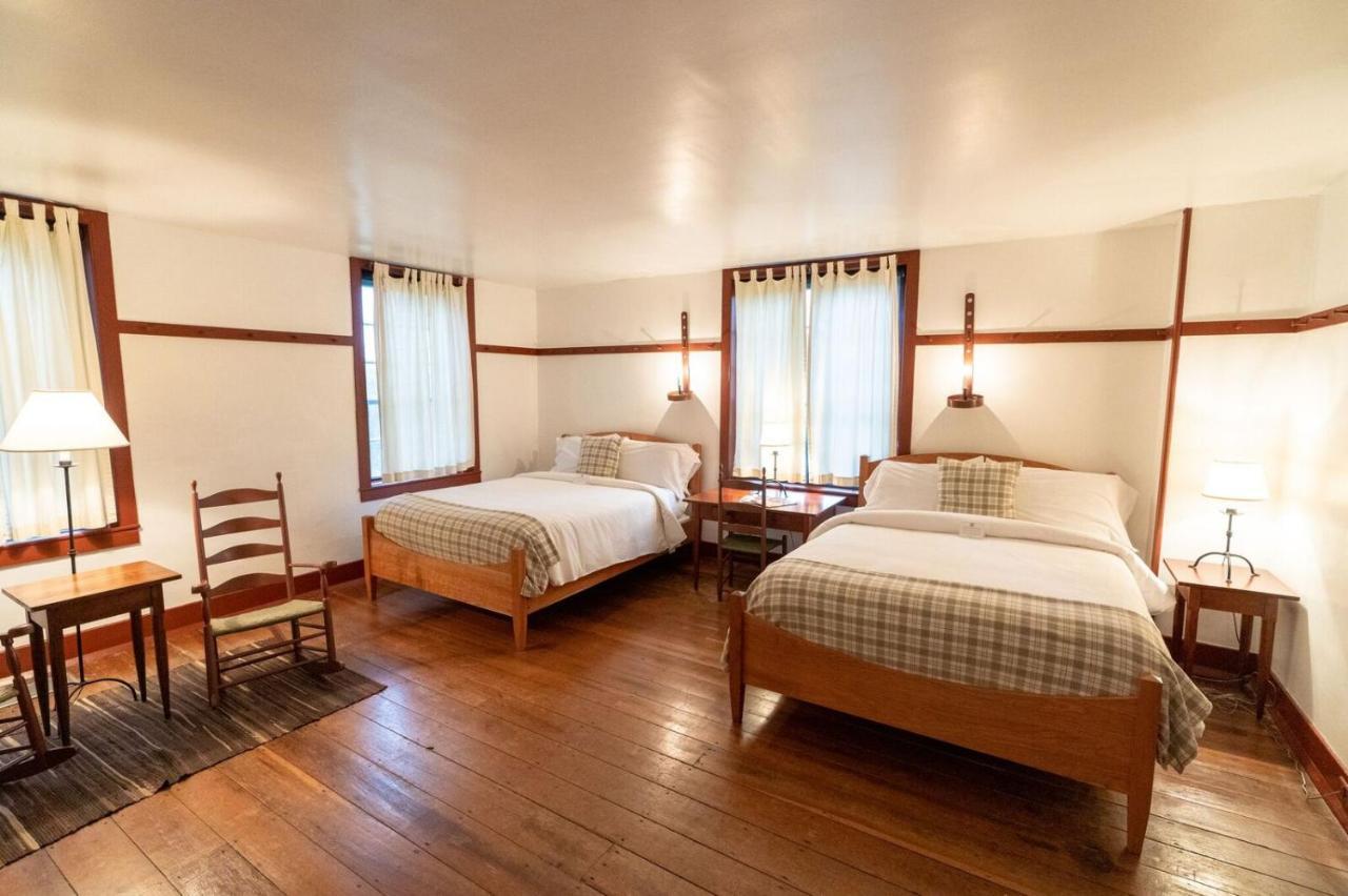 Shaker Village Of Pleasant Hill Locanda 3*
